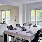 5 Sterne Luxus Klimatisiert Dachterrasse Mit Atemberaubender Aussicht Ooooo Villa