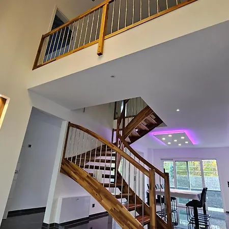 Luxus Klimatisiert Dachterrasse Mit Atemberaubender Aussicht Ooooo Villa