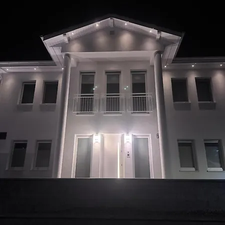 Villa 5 Sterne Luxus Klimatisiert Dachterrasse Mit Atemberaubender Aussicht Ooooo Ellenz-Poltersdorf