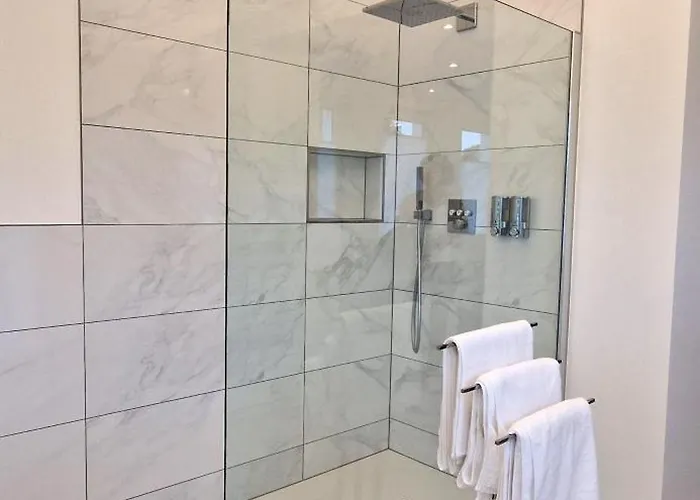 5 Sterne Luxus Klimatisiert Dachterrasse Mit Atemberaubender Aussicht Ooooo * 埃伦波特道夫